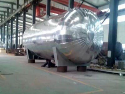 河北镀锌铁皮玻璃棉管保温施工队机房设备外保温工程图2